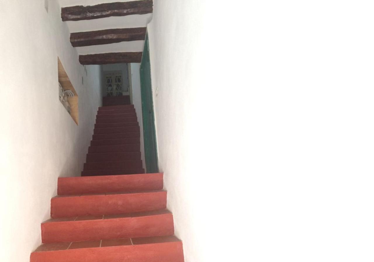 Oldtown Romantic Apartment Каляри Екстериор снимка